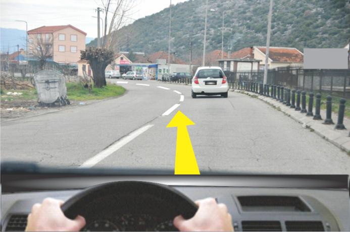 U situaciji prikazanoj na slici: